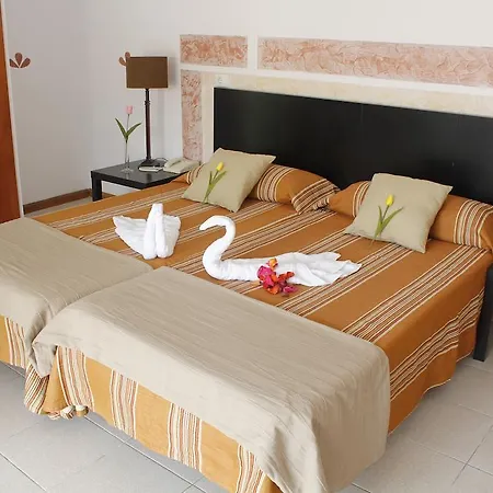 Отель 4dreams Chimisay 3*
